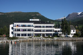 Innvik Fjordhotell